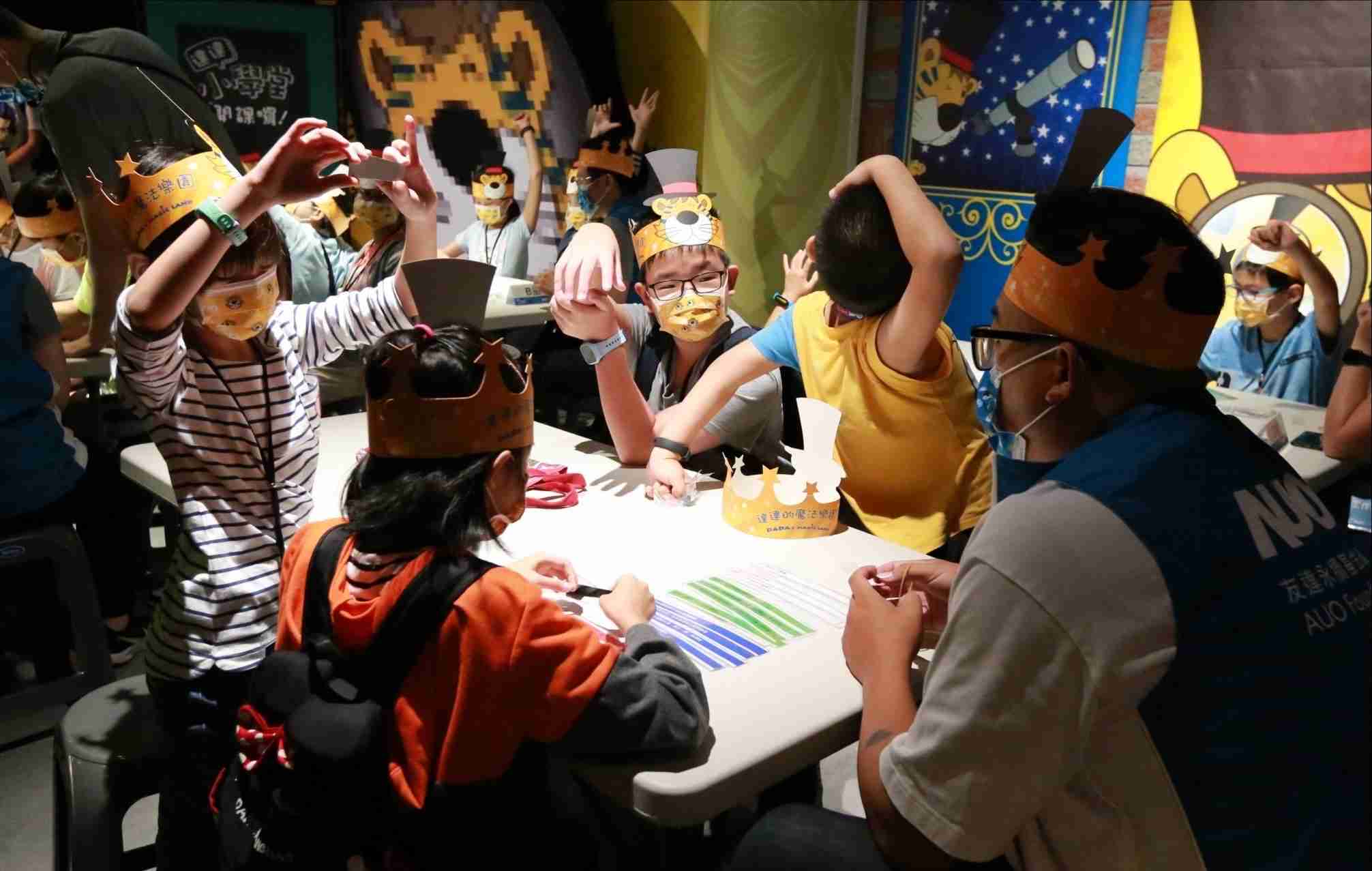 牛牛游戏以永续理念推动全人教育计划，，，，内外结盟储备科普教育人才，，荣获亚太永续行动奖社会共融面的金奖肯定